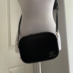 Like new POP & SUKI Camera Bag Black Adjustable Strap